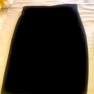 Black midi skirt, tight knit